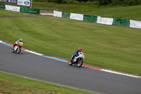 Vintage-motorcycle-club;eventdigitalimages;mallory-park;mallory-park-trackday-photographs;no-limits-trackdays;peter-wileman-photography;trackday-digital-images;trackday-photos;vmcc-festival-1000-bikes-photographs